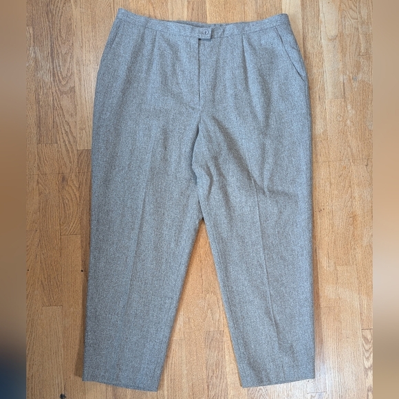 ✨ Vintage Koret Career Pure Wool Pants – Classic Workwear Charm ✨ - Picture 1 of 11